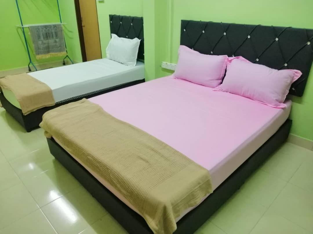 Homestay Ijaa Marang Esterno foto