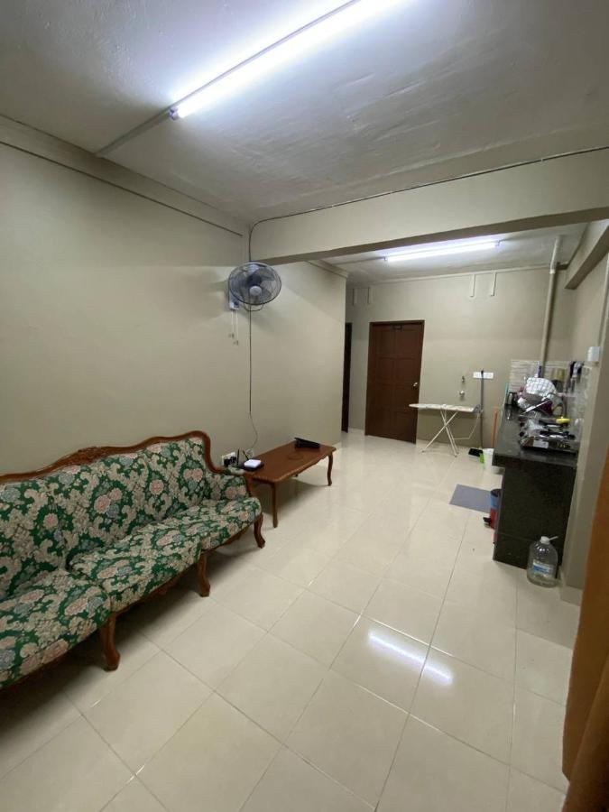 Homestay Ijaa Marang Esterno foto